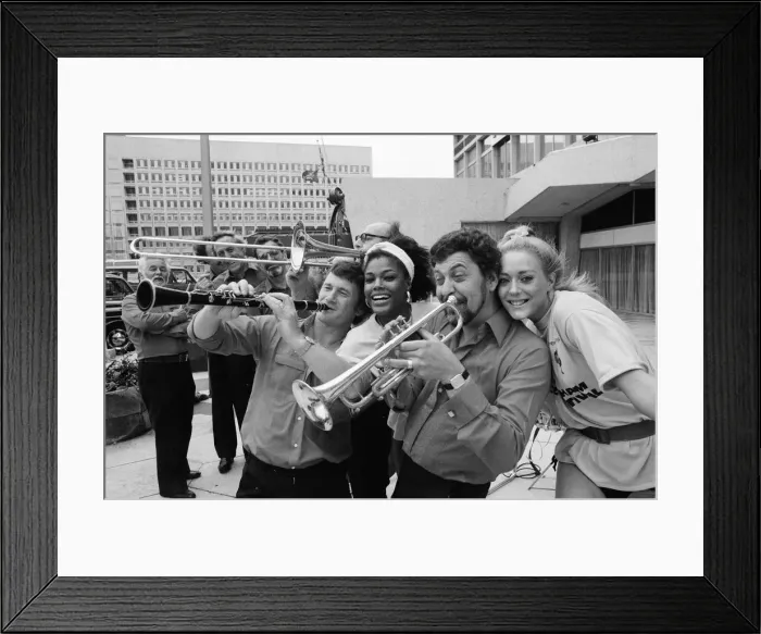 Framed Print : 1986 Birmingham International Jazz and Blues Festival, Artists, Photo-call, 4th July 1986
