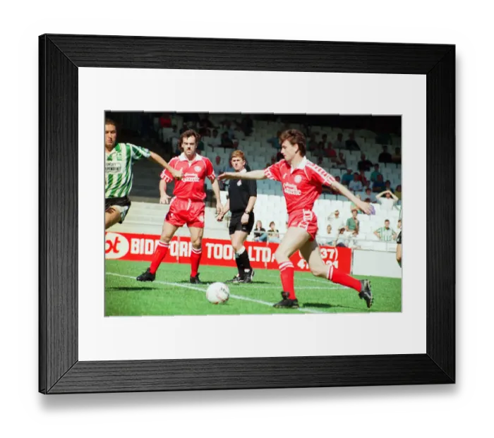 Framed Print : Plymouth v Middlesbrough, League Division Two match at Home Park Framed Print : Plymouth v Middlesbrough, League Division Two match at Home Park