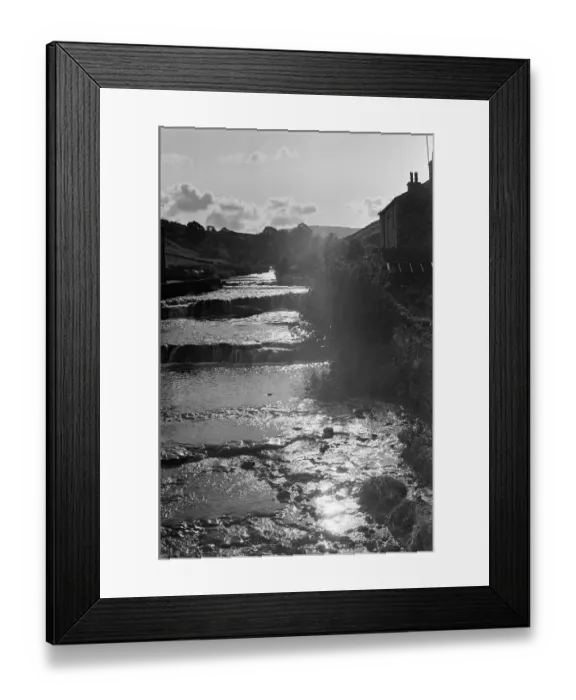 Framed Print : Yorkshire Dales, North Yorkshire. Sunday 24th October 1982