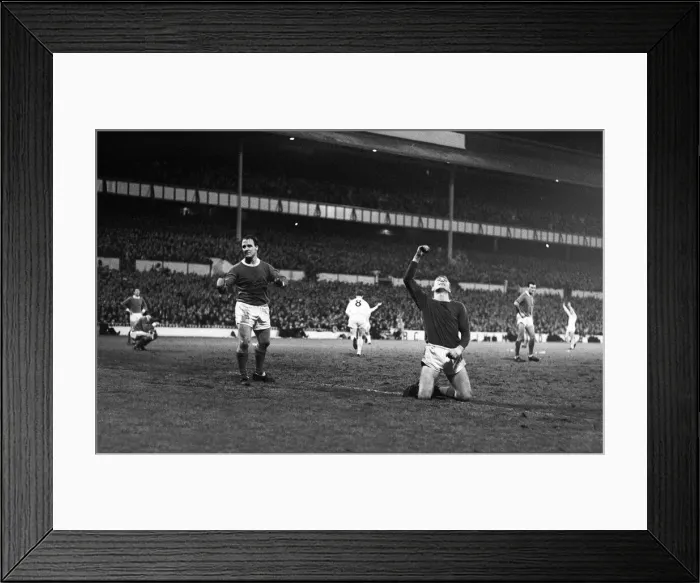Framed Print : European Cup Winners Cup Second Round First Leg match at White Hart lane Framed Print : European Cup Winners Cup Second Round First Leg match at White Hart lane
