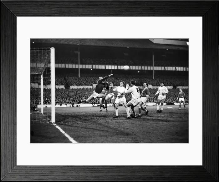 Framed Print : European Cup Winners Cup Second Round First Leg match at White Hart lane Framed Print : European Cup Winners Cup Second Round First Leg match at White Hart lane
