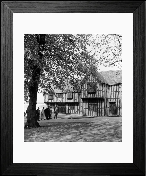 Framed Print : Windsor, Berkshire. 20th May 1954 Framed Print : Windsor, Berkshire. 20th May 1954