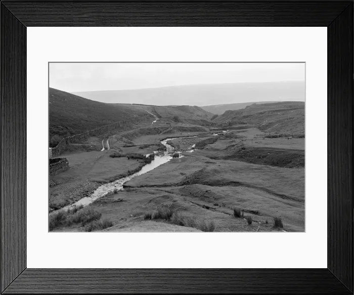 Framed Print : Yorkshire Dales, North Yorkshire. Sunday 24th October 1982 Framed Print : Yorkshire Dales, North Yorkshire. Sunday 24th October 1982