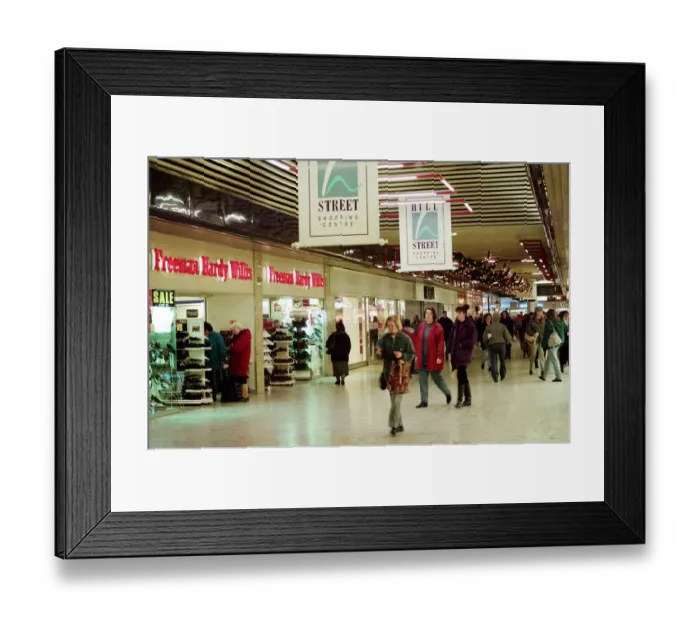 Framed Print : Looking for bargains at the post Christmas sales, Hill Street Shopping Centre Framed Print : Looking for bargains at the post Christmas sales, Hill Street Shopping Centre
