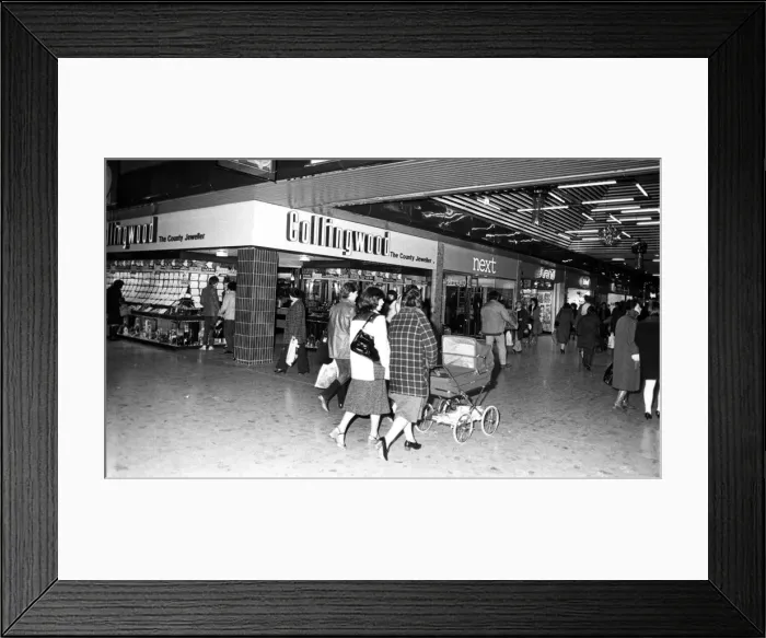 Framed Print : Hill Street Shopping Centre, Middlesbrough, 19th November 1982 Framed Print : Hill Street Shopping Centre, Middlesbrough, 19th November 1982