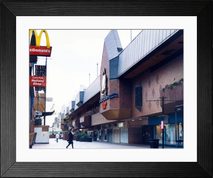 Framed Print : Cleveland Shopping Centre, Middlesbrough, 20th May 1994 Framed Print : Cleveland Shopping Centre, Middlesbrough, 20th May 1994
