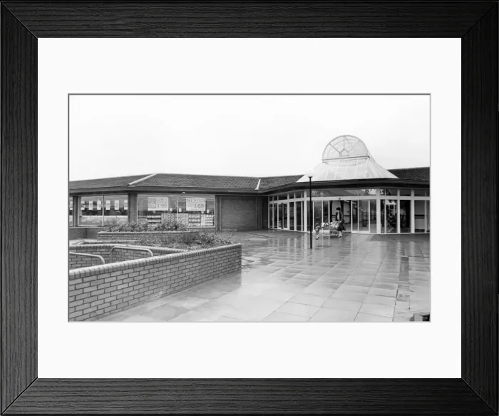 Framed Print : The Parkway Centre in Coulby Newham, Middlesbrough. 23rd April 1986 Framed Print : The Parkway Centre in Coulby Newham, Middlesbrough. 23rd April 1986