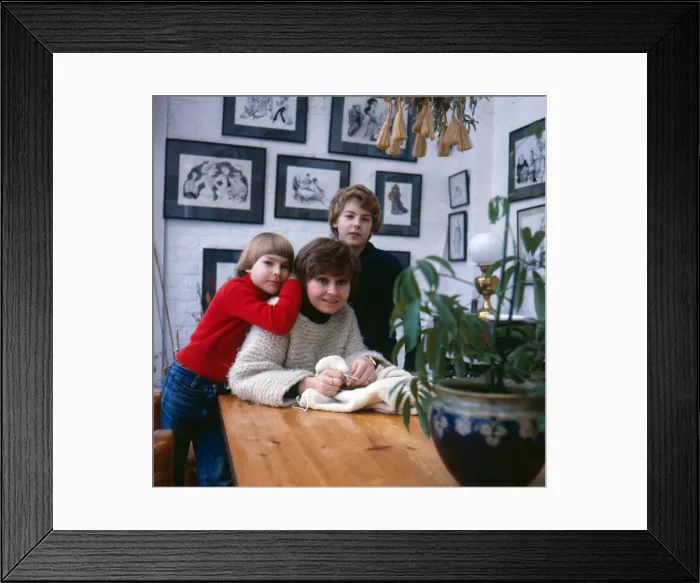 Framed Print : Prunella Scales, Actress, January 1980. Pictured with children, Samuel West & Joe West Framed Print : Prunella Scales, Actress, January 1980. Pictured with children, Samuel West & Joe West