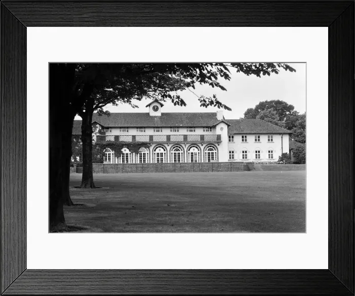 Framed Print : Rowheath Pavilion Centre. Heath Road, Bournville, Birmingham B30 1HH. 14th July 1981 Framed Print : Rowheath Pavilion Centre. Heath Road, Bournville, Birmingham B30 1HH. 14th July 1981