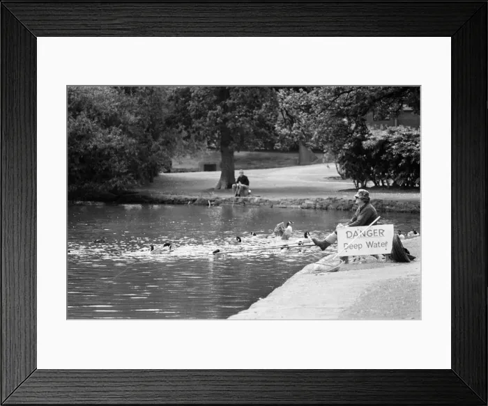 Framed Print : Rowheath Pavilion Centre. Heath Road, Bournville, Birmingham B30 1HH. 14th July 1981 Framed Print : Rowheath Pavilion Centre. Heath Road, Bournville, Birmingham B30 1HH. 14th July 1981