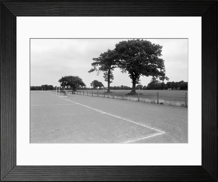 Framed Print : Rowheath Pavilion Centre. Heath Road, Bournville, Birmingham B30 1HH. 14th July 1981 Framed Print : Rowheath Pavilion Centre. Heath Road, Bournville, Birmingham B30 1HH. 14th July 1981