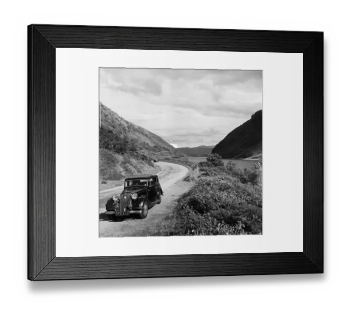Framed Print : The Pass at Brander next to Loch Awe in Argyll, Argyll and Bute, Scotland Framed Print : The Pass at Brander next to Loch Awe in Argyll, Argyll and Bute, Scotland