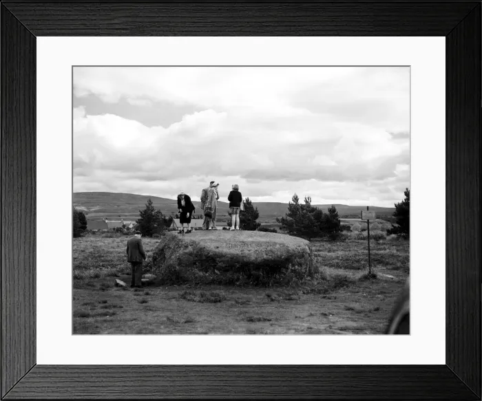 Framed Print : Duke of Cumberland's Stone, Culoden Moor, Inverness, Highlands, Scotland. 23rd August 1951 Framed Print : Duke of Cumberland's Stone, Culoden Moor, Inverness, Highlands, Scotland. 23rd August 1951