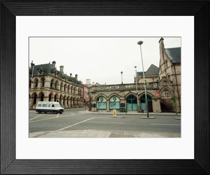 Framed Print : Views around a changing Middlesbrough, 18th May 1993. Middlesbrough Train Station