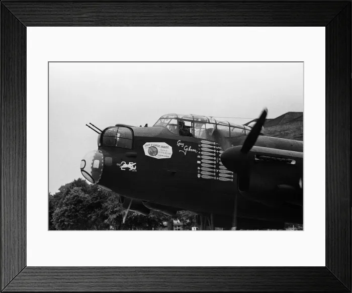 Framed Print : The last Lancaster bomber to fly. It flew from Hullavington RAF airfield near Swindon en