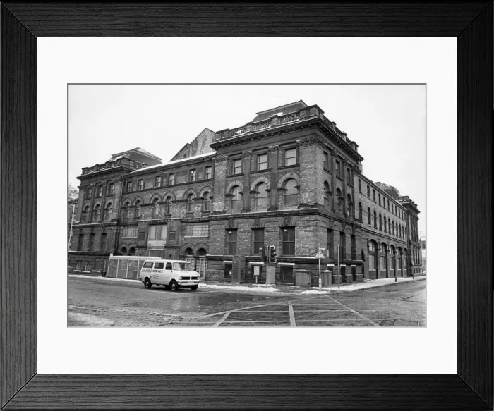 Framed Print : The Royal Exchange, Middlesbrough, 8th December 1981