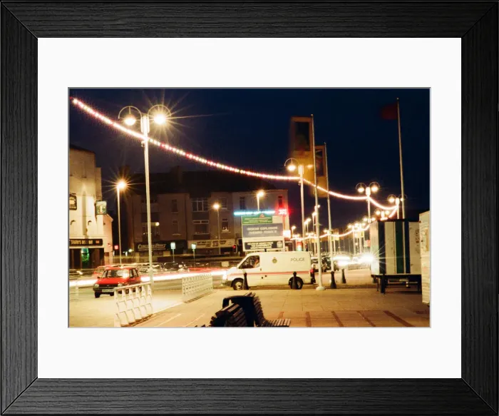Framed Print : Redcar Esplanade, 17th August 1994. To mark the official opening of Phase 2 of