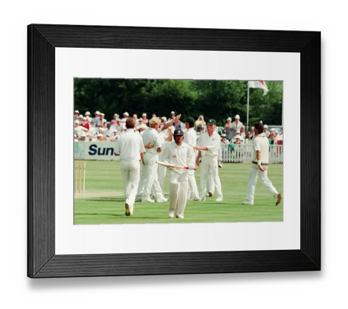 Framed Print : Worcestershire v Yorkshire, Britannic Assurance County Championship 1992, County Ground Framed Print : Worcestershire v Yorkshire, Britannic Assurance County Championship 1992, County Ground