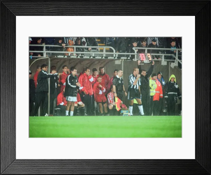 Framed Print : Newcastle 1-2 Sunderland, Premier league match at St James Park