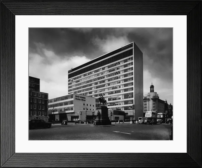 Framed Print : The Daily Mirrors former headquarters at Holborn in London. 1999