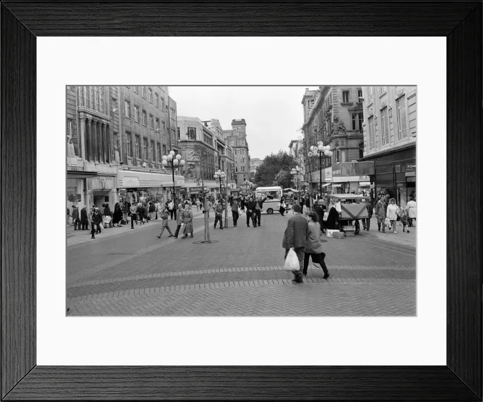 Framed Print : Christmas shoppers in Church Street, Liverpool, 11th November 1991