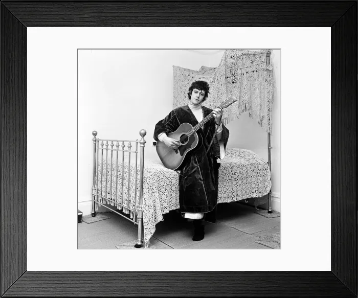 Framed Print : Folk musician Donovan. 13th February 1966 Framed Print : Folk musician Donovan. 13th February 1966