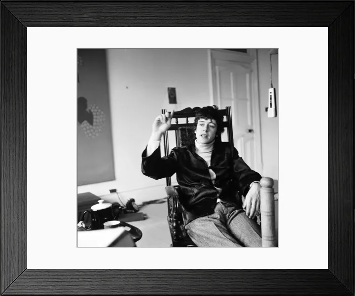 Framed Print : Folk musician Donovan. 13th February 1966 Framed Print : Folk musician Donovan. 13th February 1966