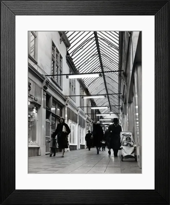 Framed Print : Cardiff - Arcades - Wyndham Arcade - 10th December 1962 - Western Mail and Echo Ltd