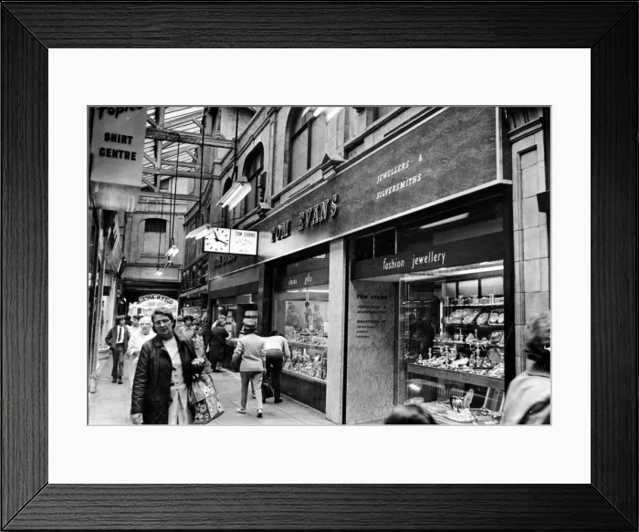 Framed Print : Cardiff - Arcades - Queen Street Arcade - 26th Aug 1971 - Western Mail Framed Print : Cardiff - Arcades - Queen Street Arcade - 26th Aug 1971 - Western Mail