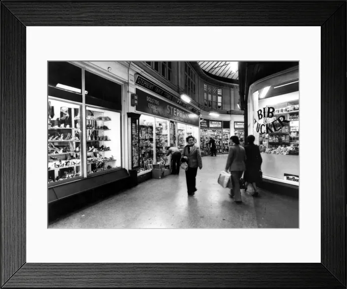 Framed Print : Cardiff - Arcades -High Street Arcade - 13th Nov 1980 - Western Mail Framed Print : Cardiff - Arcades -High Street Arcade - 13th Nov 1980 - Western Mail