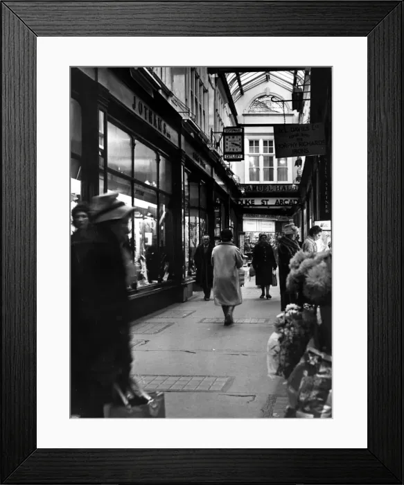 Framed Print : Cardiff - Arcades - Duke Street Arcade - 10th Dec 1962 - Western Mail Framed Print : Cardiff - Arcades - Duke Street Arcade - 10th Dec 1962 - Western Mail
