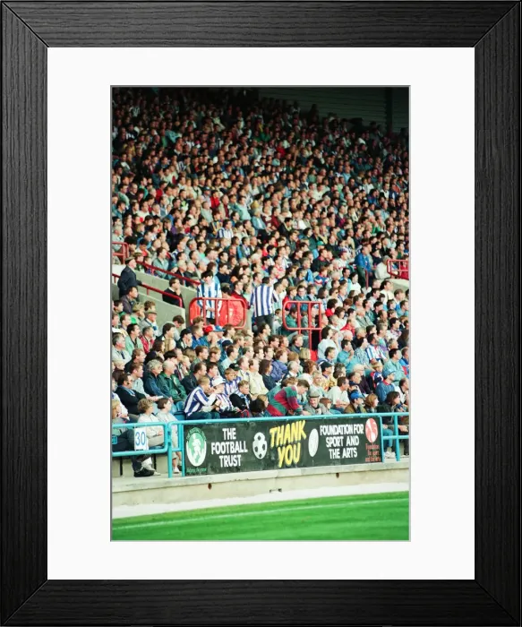 Framed Print : Huddersfield Town 0-1 Wycombe Wanderers, Division Two league match at the Alfred McAlpine