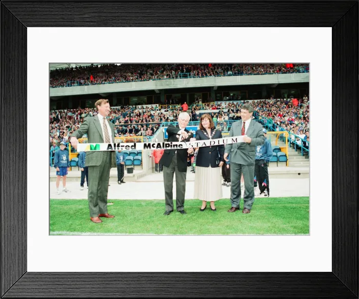 Framed Print : Huddersfield Town 0-1 Wycombe Wanderers, Division Two league match at the Alfred McAlpine Framed Print : Huddersfield Town 0-1 Wycombe Wanderers, Division Two league match at the Alfred McAlpine