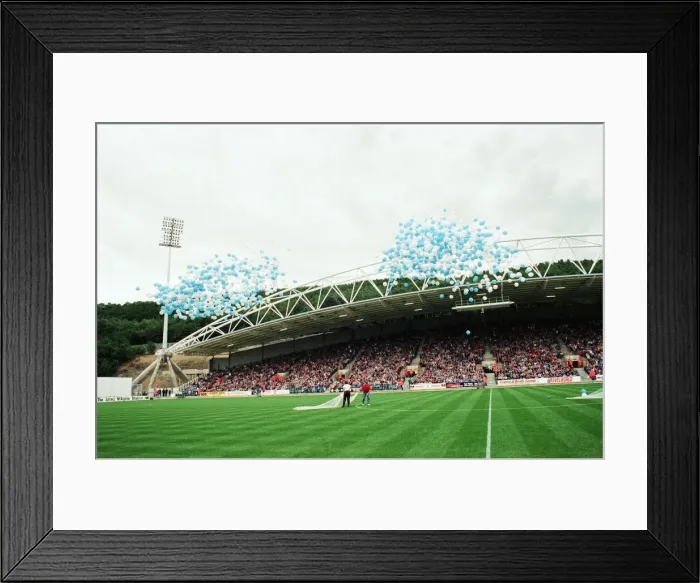 Framed Print : Huddersfield Town 0-1 Wycombe Wanderers, Division Two league match at the Alfred McAlpine Framed Print : Huddersfield Town 0-1 Wycombe Wanderers, Division Two league match at the Alfred McAlpine