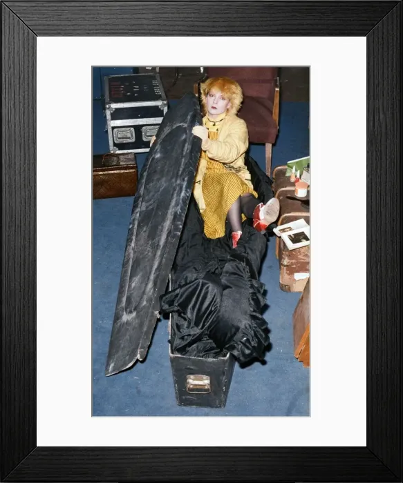 Framed Print : Punk singer and actress Toyah Willcox in her coffin in Battersea, London. 13th May 1979 Framed Print : Punk singer and actress Toyah Willcox in her coffin in Battersea, London. 13th May 1979
