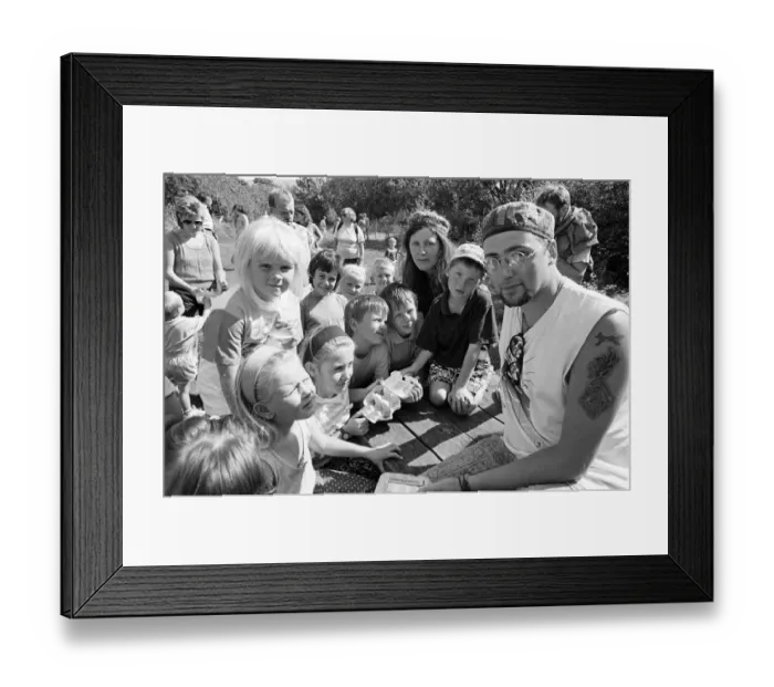 Framed Print : Countryside capersE EVolunteer Rangers Duggs Carre and Angie Boycott-Garnett are pictured