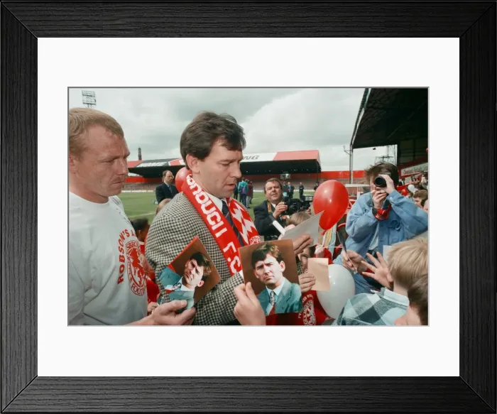 Framed Print : Bryan Robson being unveiled as the new Manager for Middlesbrough F. C