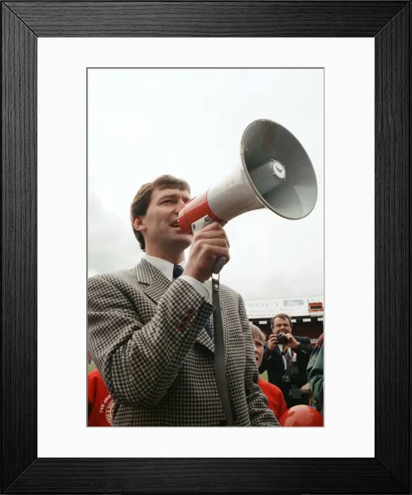 Framed Print : Bryan Robson being unveiled as the new Manager for Middlesbrough F. C