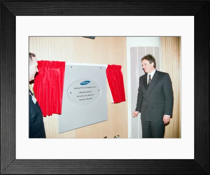 Framed Print : Tony Blair officially opens the Samsung training centre at Wynyard. 20th December 1996 Framed Print : Tony Blair officially opens the Samsung training centre at Wynyard. 20th December 1996