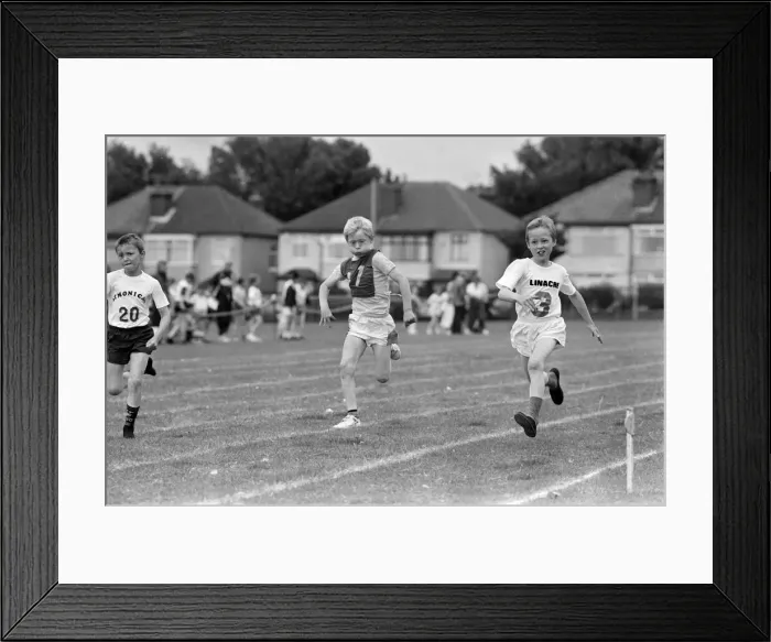 Framed Print : Sports Day for children from Bootle Primary School, held at Stuart Road Playing Fields Framed Print : Sports Day for children from Bootle Primary School, held at Stuart Road Playing Fields