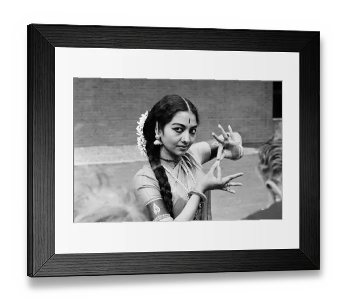 Framed Print : Indian Classical Dancers, London, 28th August 1965. Dancer poses for photographer