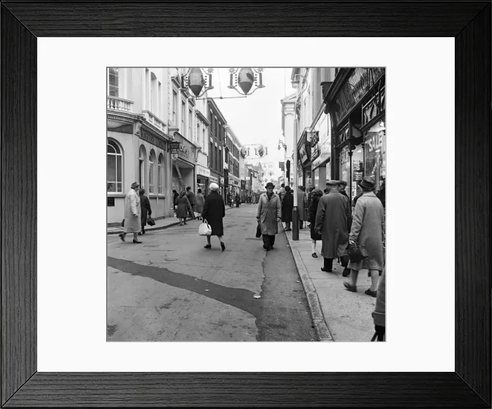 Framed Print : Barnstaple High Street, Barnstaple, North Devon. 9th January 1966 Framed Print : Barnstaple High Street, Barnstaple, North Devon. 9th January 1966