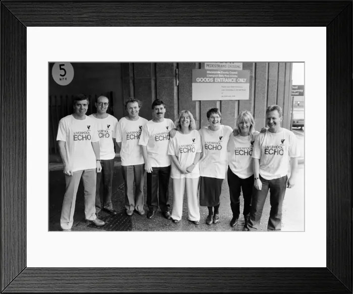 Framed Print : The Echo stair run team, training for charity event, 10th November 1989. L to R Framed Print : The Echo stair run team, training for charity event, 10th November 1989. L to R