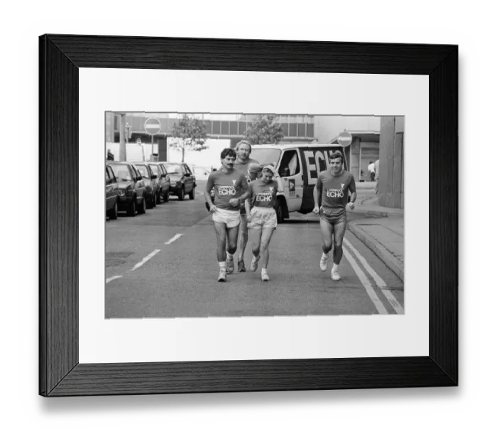 Framed Print : The Liverpool Echo running team, gets in some roadwork, 19th September 1990