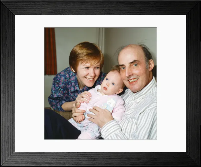Framed Print : Sam Galbraith, MP for Strathkelvin and Bearsden, Scottish Labour Party Framed Print : Sam Galbraith, MP for Strathkelvin and Bearsden, Scottish Labour Party