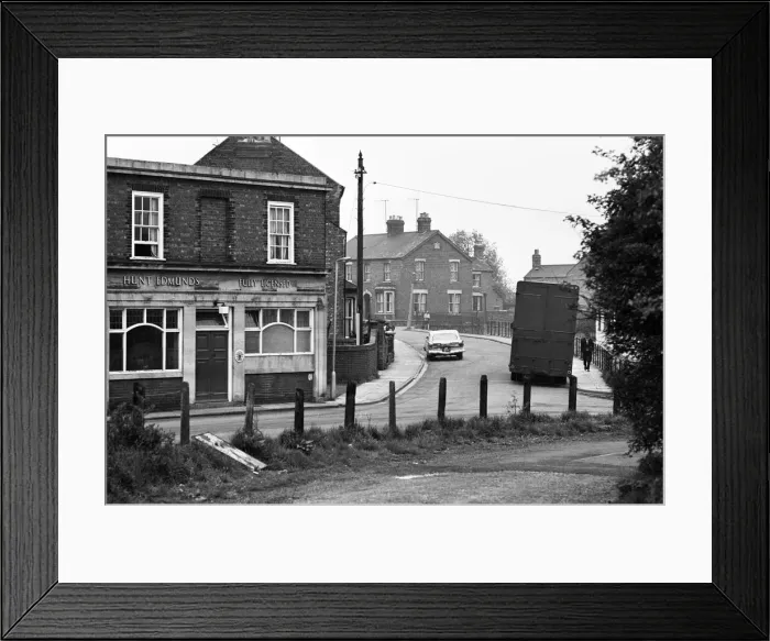 Framed Print : General street scene views of Banbury, Oxfordshire. 9th May 1968 Framed Print : General street scene views of Banbury, Oxfordshire. 9th May 1968