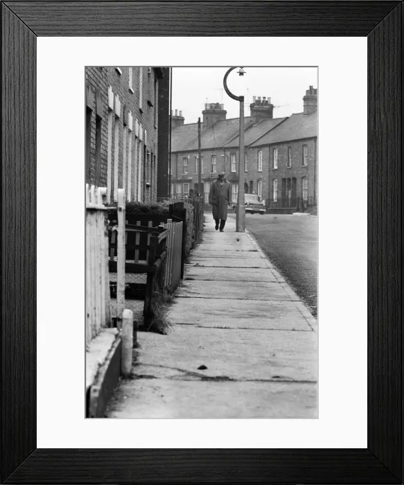 Framed Print : General street scene views of Banbury, Oxfordshire. 9th May 1968 Framed Print : General street scene views of Banbury, Oxfordshire. 9th May 1968