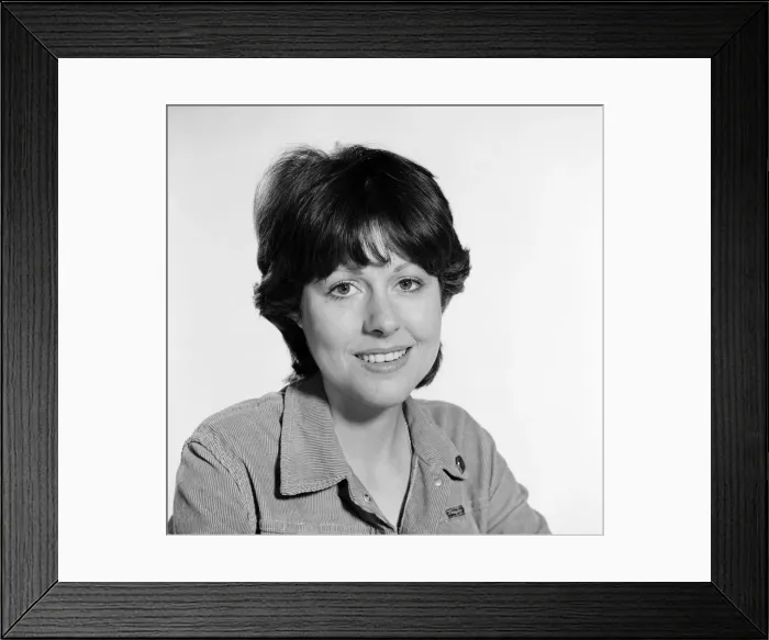 Framed Print : Elisabeth Sladen, Actress, Studio Pix, 18th August 1973 Framed Print : Elisabeth Sladen, Actress, Studio Pix, 18th August 1973
