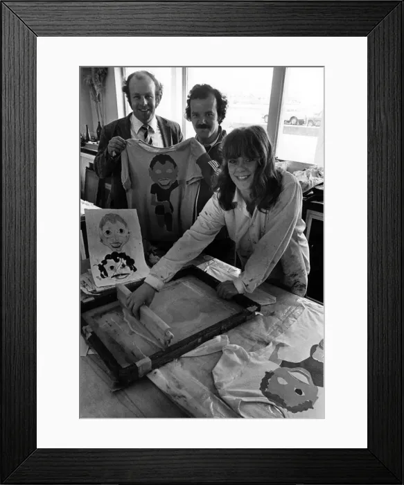 Framed Print : Theres only one R on the minds of the 14 staff at Brunner Comprehensive School Framed Print : Theres only one R on the minds of the 14 staff at Brunner Comprehensive School