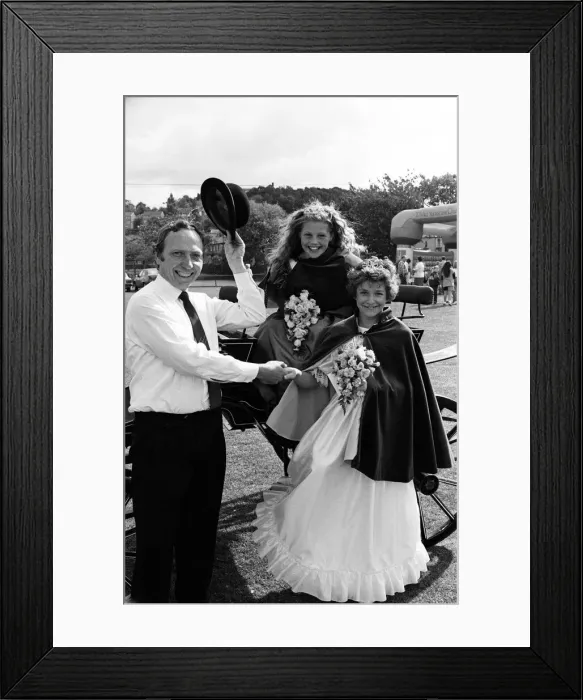 Framed Print : Royal couple - Catherine Hey and Lindsay Thewlis received their crowns at Kirkwood Framed Print : Royal couple - Catherine Hey and Lindsay Thewlis received their crowns at Kirkwood